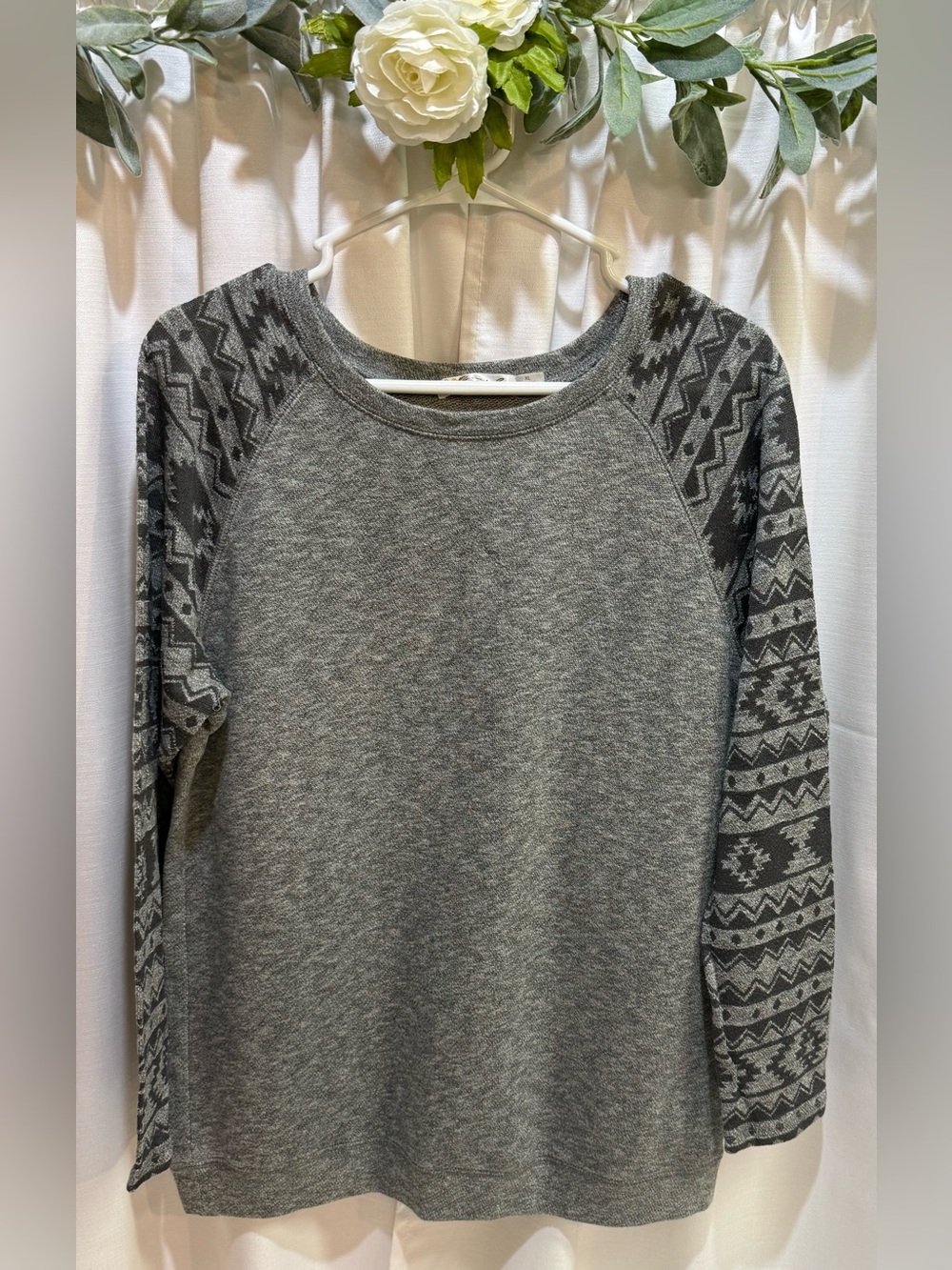 🍂Liberty Love Geometric Raglan Sleeve Knit Sweatshirt XL